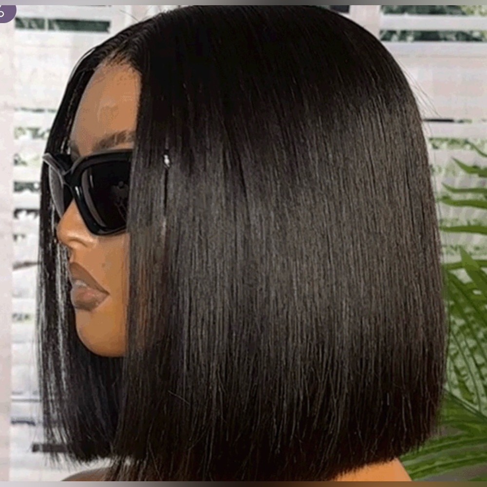 Sleek Black Bob Wig